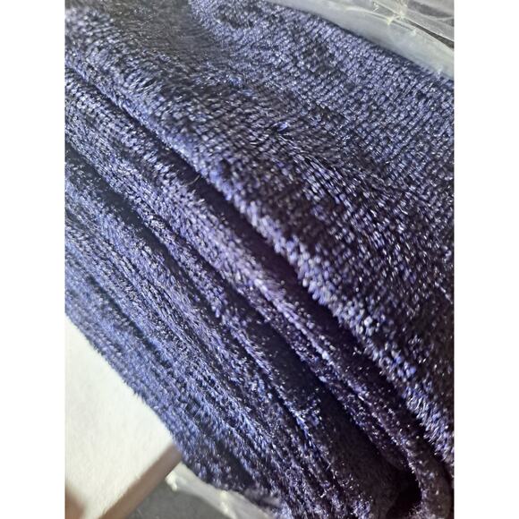 Ice Navy Blue Velvet Fabric - 100% Polyester - 25 Yard Bolt - Picture 4 of 6